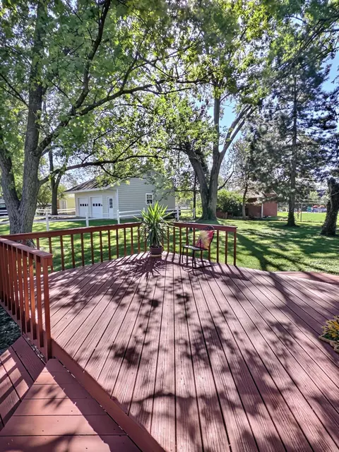 Exterior - 260 Norton Rd, Columbus, OH 43228 photo 2 of 11