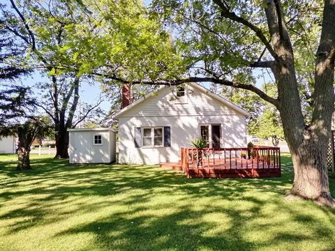 Exterior - 260 Norton Rd, Columbus, OH 43228 photo 4 of 11
