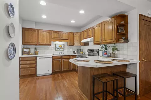 Kitchen - 316 E Markison Ave, Columbus, OH 43207 photo 1 of 4