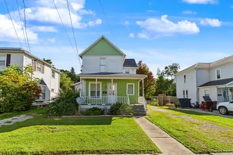 47 Sharon St, Shelby, OH 44875