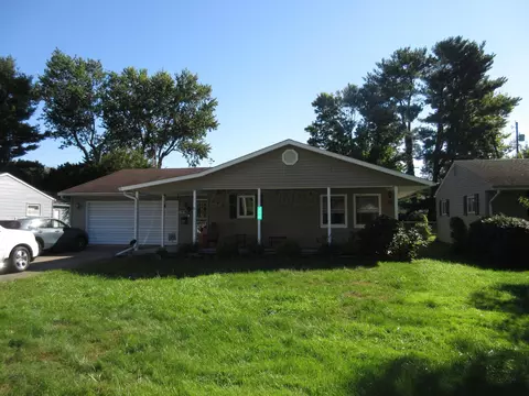 672 Saratoga Ave, Newark, OH 43055