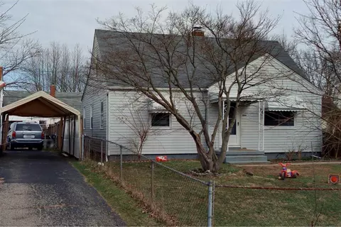 3064 Karl Rd, Columbus, OH 43224