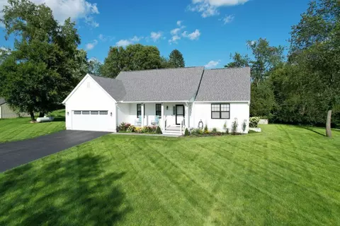 5809 Hickory Dr, West Liberty, OH 43357