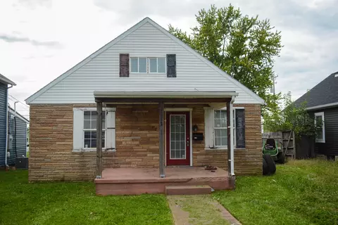 1213 Grace St, Washington Court House, OH 43160