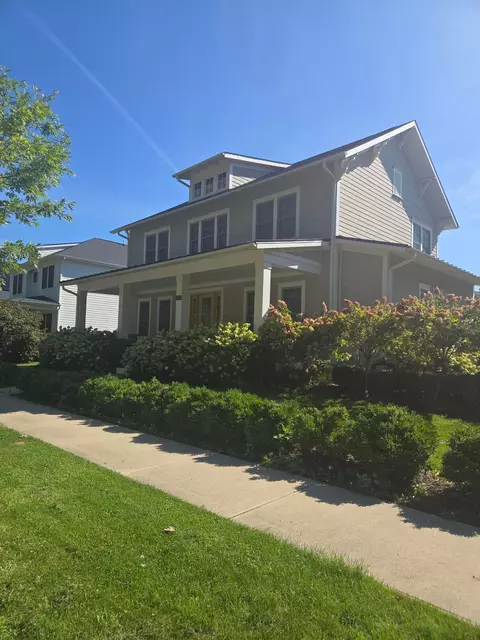 5717 Evans Farm Dr, Lewis Center, OH 43035