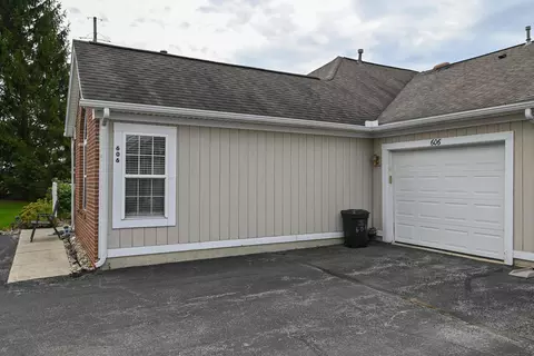 Exterior - 606 Hampton Woods Dr, Marion, OH 43302 photo 2 of 8