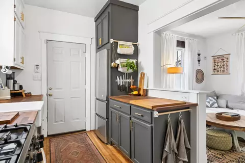 Kitchen - 406 E Markison Ave, Columbus, OH 43207 photo 3 of 3