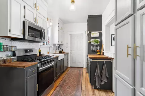 Kitchen - 406 E Markison Ave, Columbus, OH 43207 photo 1 of 3
