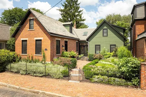 318 Jackson St, Columbus, OH 43206