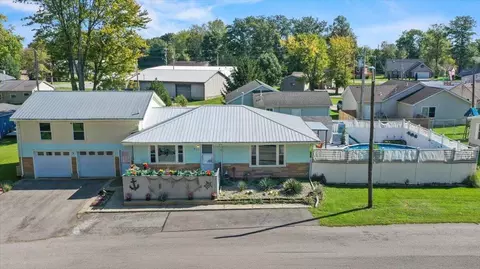 617 High Ave, Russells Point, OH 43348