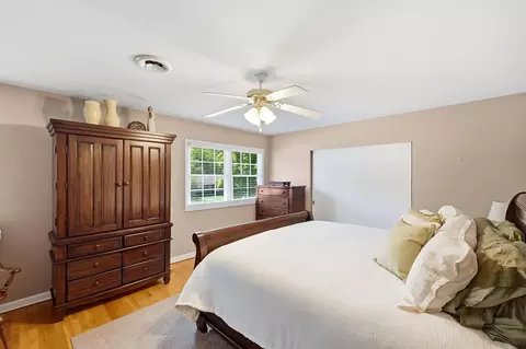 Bedroom - 742 Hartford Dr, Springfield, OH 45503 photo 3 of 6
