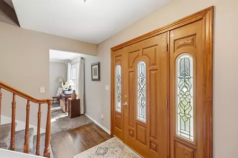 Entry Way - 742 Hartford Dr, Springfield, OH 45503 photo 1 of 2