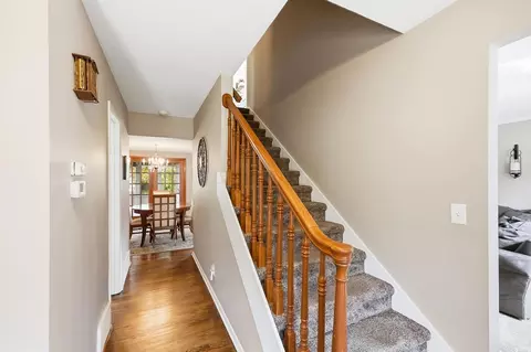 Entry Way - 742 Hartford Dr, Springfield, OH 45503 photo 2 of 2