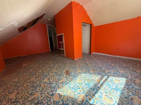 Bedroom - 2386 Rhoads Ave, Columbus, OH 43207 photo 2 of 4