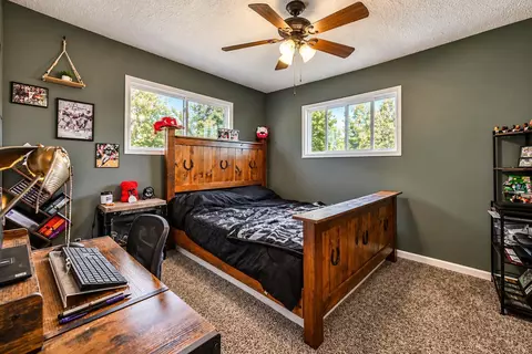 Bedroom - 4441 S Pitchin Rd S, Springfield, OH 45502 photo 2 of 3