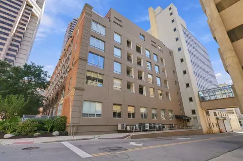 221 N Front St #601, Columbus, OH 43215