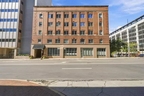 221 N Front St #601, Columbus, OH 43215