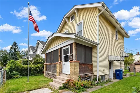 1570 Briarwood Ave, Columbus, OH 43211