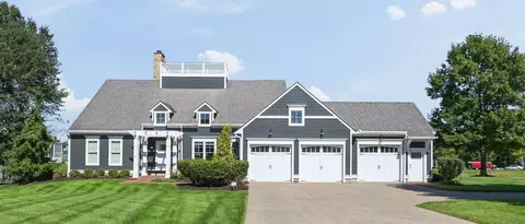 15310 Shoreline Dr, Thornville, OH 43076