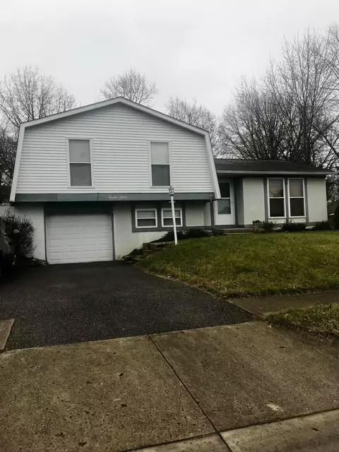 1316 Crestview St, Reynoldsburg, OH 43068