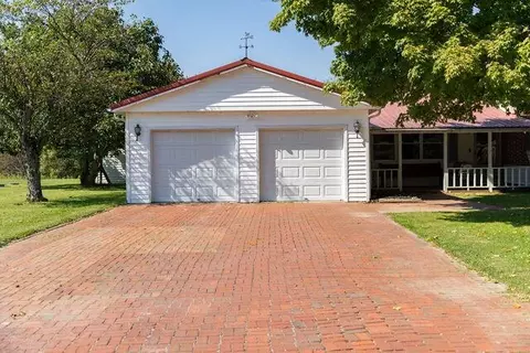 Other - 21455 Mccoy Rd, Circleville, OH 43113 photo 2 of 23