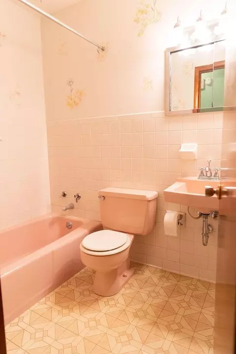 Bath - 21455 Mccoy Rd, Circleville, OH 43113 photo 2 of 2