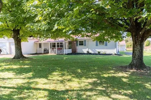 Exterior - 21455 Mccoy Rd, Circleville, OH 43113 photo 1 of 18