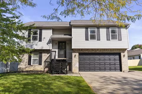 7954 Hickson Dr, Blacklick, OH 43004