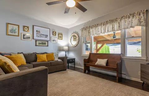 Living - 623 E 5th Ave, Lancaster, OH 43130 photo 1 of 4