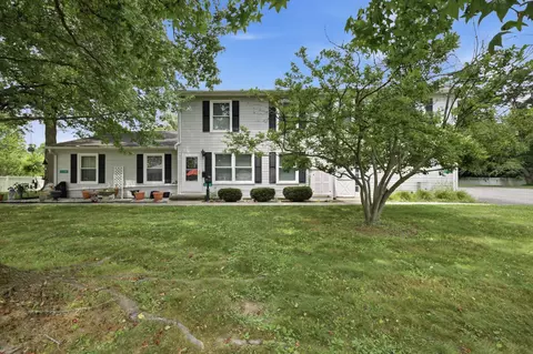 1138 Village Ln, Ashland, OH 44805