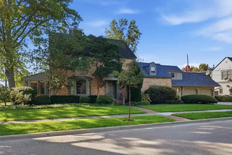 2375 Andover Rd, Columbus, OH 43221