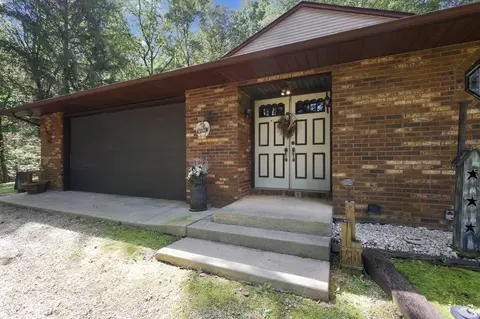 Exterior - 34199 Keller Rd, Logan, OH 43138 photo 4 of 26