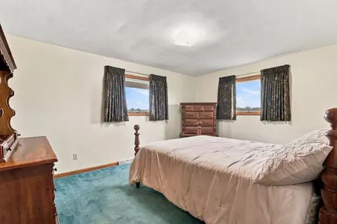 Bedroom - 2464 Lees Rd, Newark, OH 43055 photo 1 of 6
