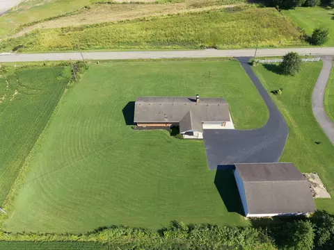 View/Area - 2464 Lees Rd, Newark, OH 43055 photo 2 of 4