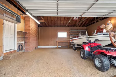 Exterior - 2464 Lees Rd, Newark, OH 43055 photo 10 of 11