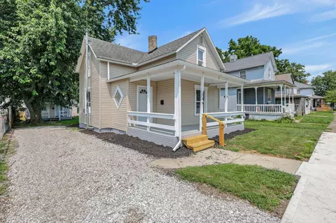149 S 151 S George St, Lancaster, OH 43130