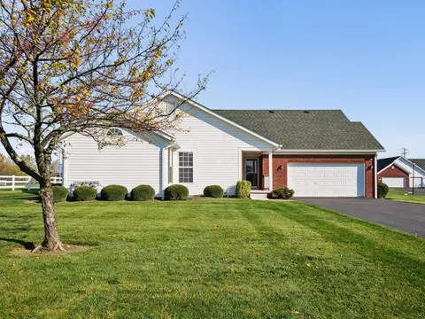 8280 Night Heron Ln, Pickerington, OH 43147