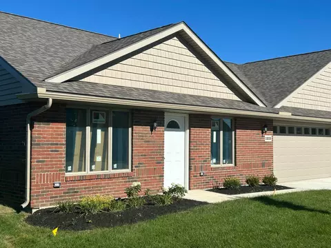 1215 Ashford Dr, Marysville, OH 43040
