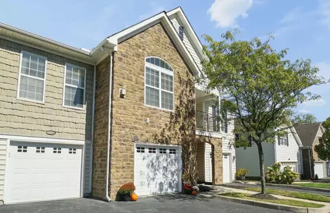 6252 Hudson Reserve Way #6252, Westerville, OH 43081