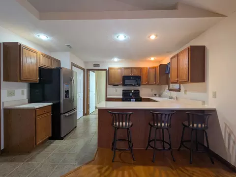 Kitchen - 1940 Shady Oak Ct, Springfield, OH 45502 photo 1 of 3