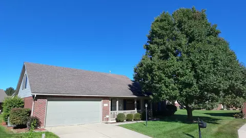 1940 Shady Oak Ct, Springfield, OH 45502