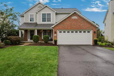 1990 Chicory Ct, Lewis Center, OH 43035