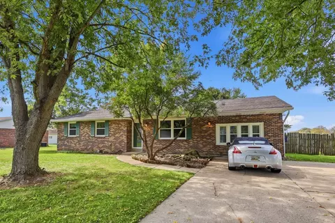 247 West Dr, Springfield, OH 45504
