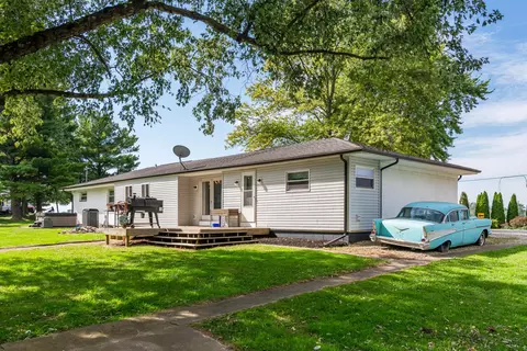 Exterior - 5730 Old Clifton Rd, Springfield, OH 45502 photo 6 of 17