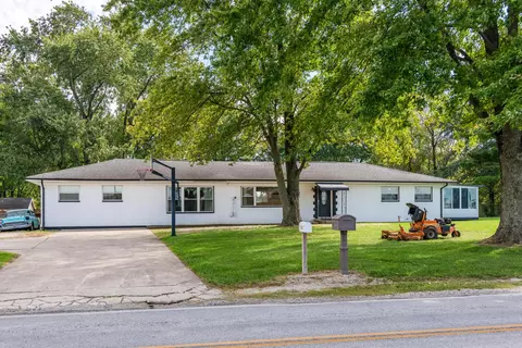 Exterior - 5730 Old Clifton Rd, Springfield, OH 45502 photo 3 of 17