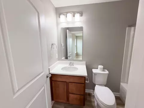 Bath - 324 Silver Fox Way, Delaware, OH 43015 photo 7 of 20