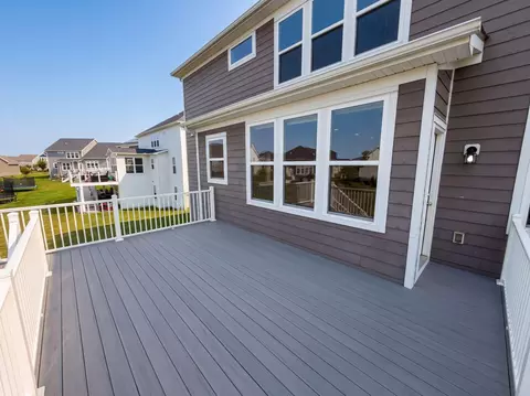 Exterior - 324 Silver Fox Way, Delaware, OH 43015 photo 2 of 7