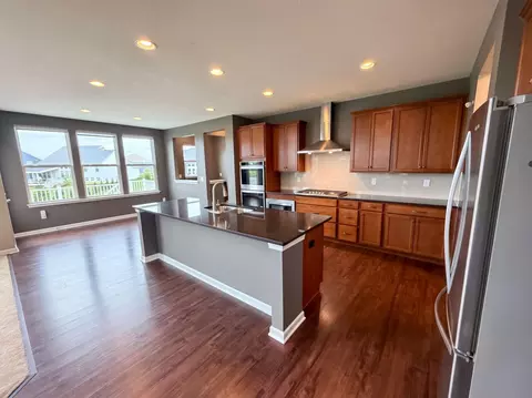Kitchen - 324 Silver Fox Way, Delaware, OH 43015 photo 2 of 7