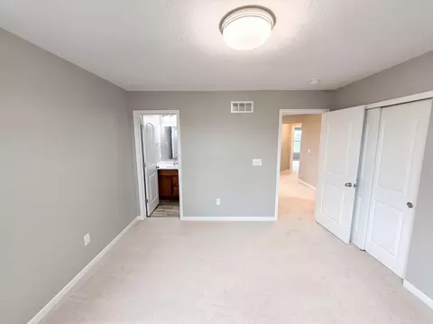 Bedroom - 324 Silver Fox Way, Delaware, OH 43015 photo 7 of 12
