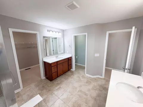 Bath - 324 Silver Fox Way, Delaware, OH 43015 photo 12 of 20